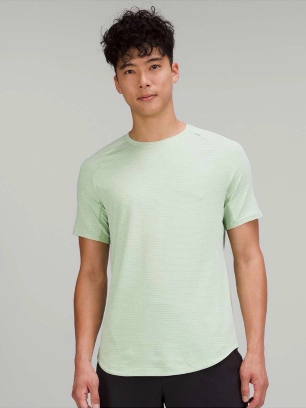 Lululemon Men's Drysense Athletic T-Shirt in Light Mint Green size Large